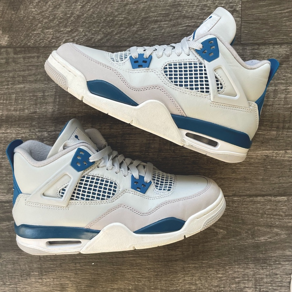Air Jordan 4 Retro Military Blue  5.5Y